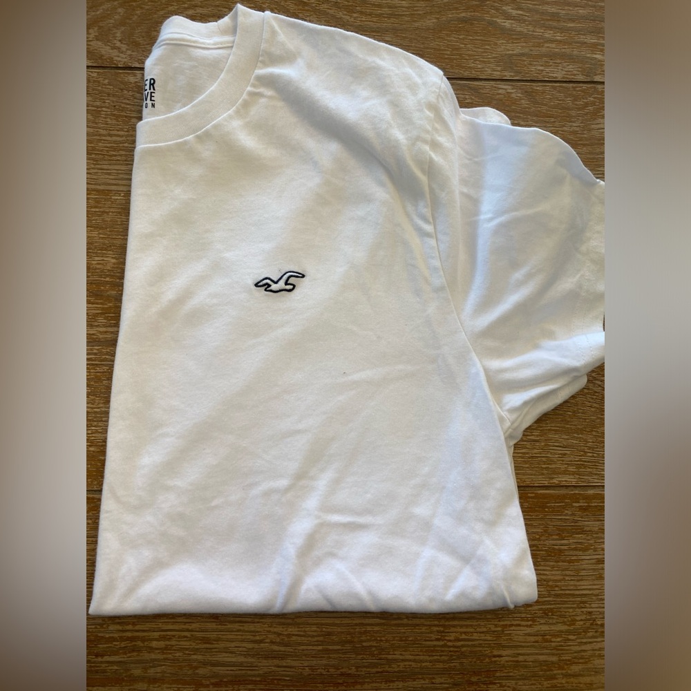 Hollister Mens White Tee New Without Tags